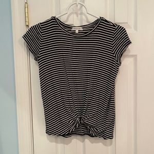 Black and white t-shirt